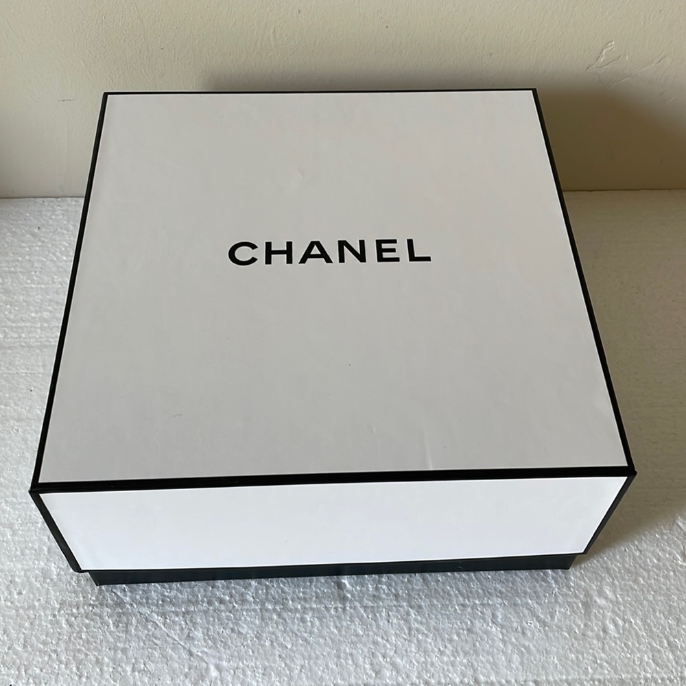 Channel Box 8.5” x 8.5”
